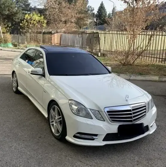 Mercedes Benz E250