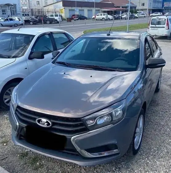 Lada Vesta